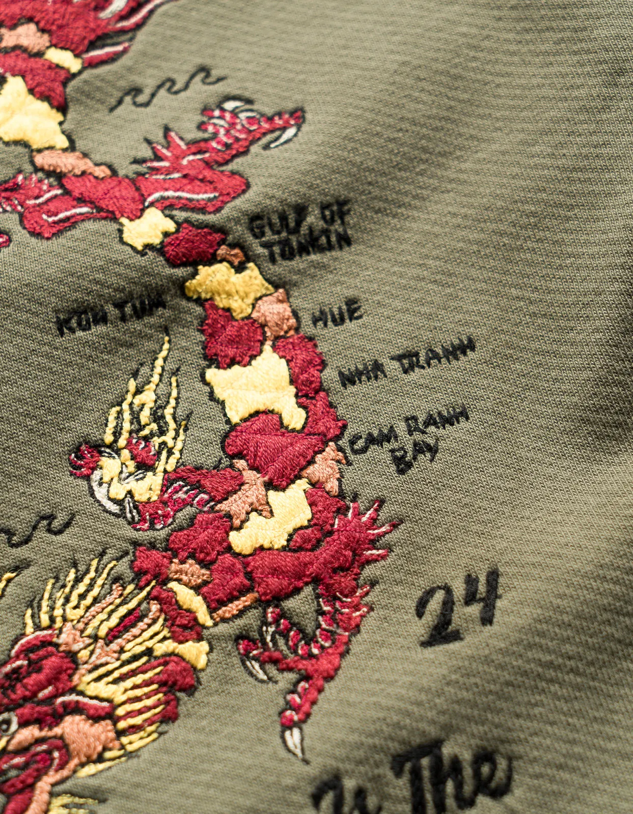 5248 Dragon Map Vintage Crew Sweat Olive OG-107F