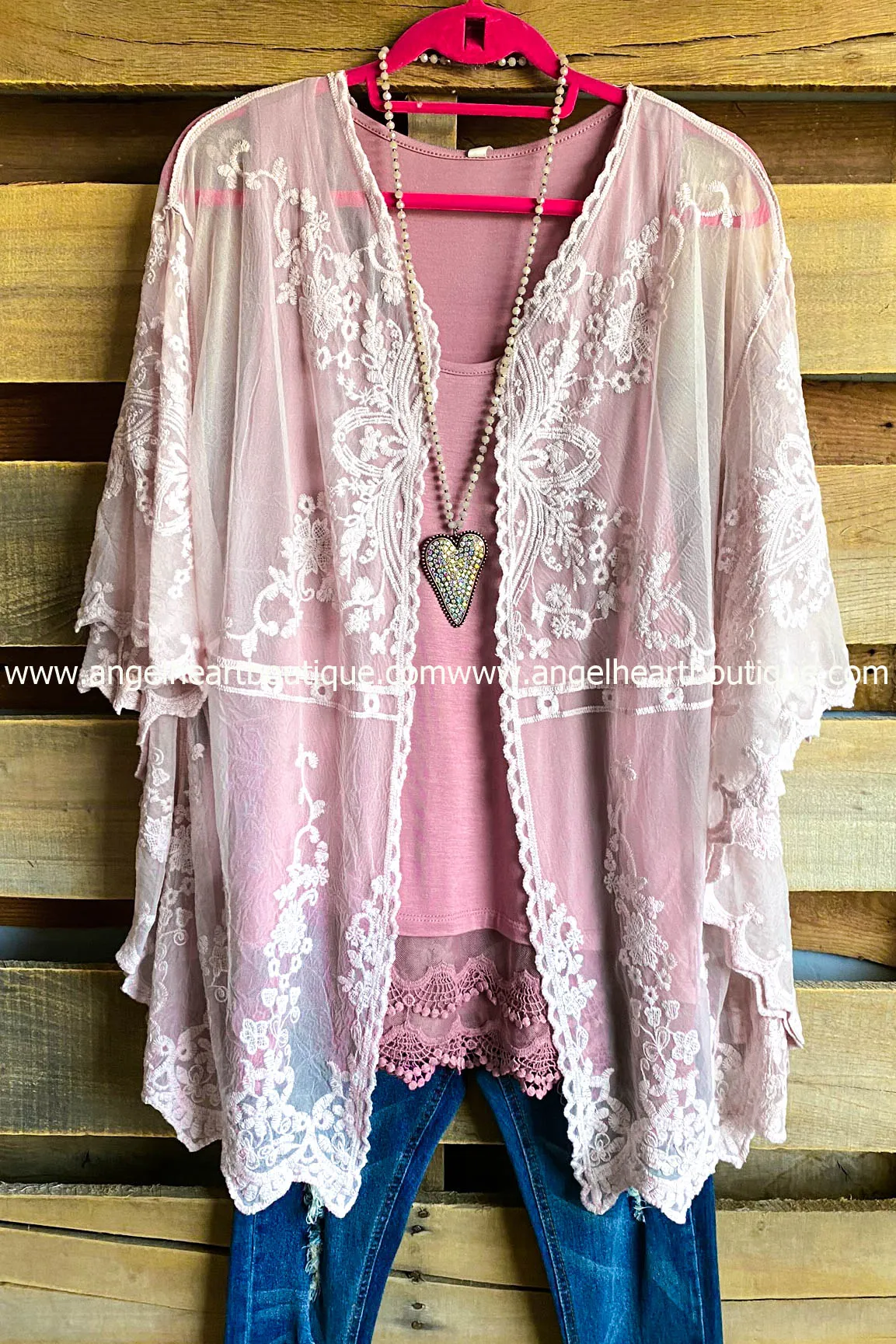 AHB EXCLUSIVE: Finding Perfection Kimono  - Pink