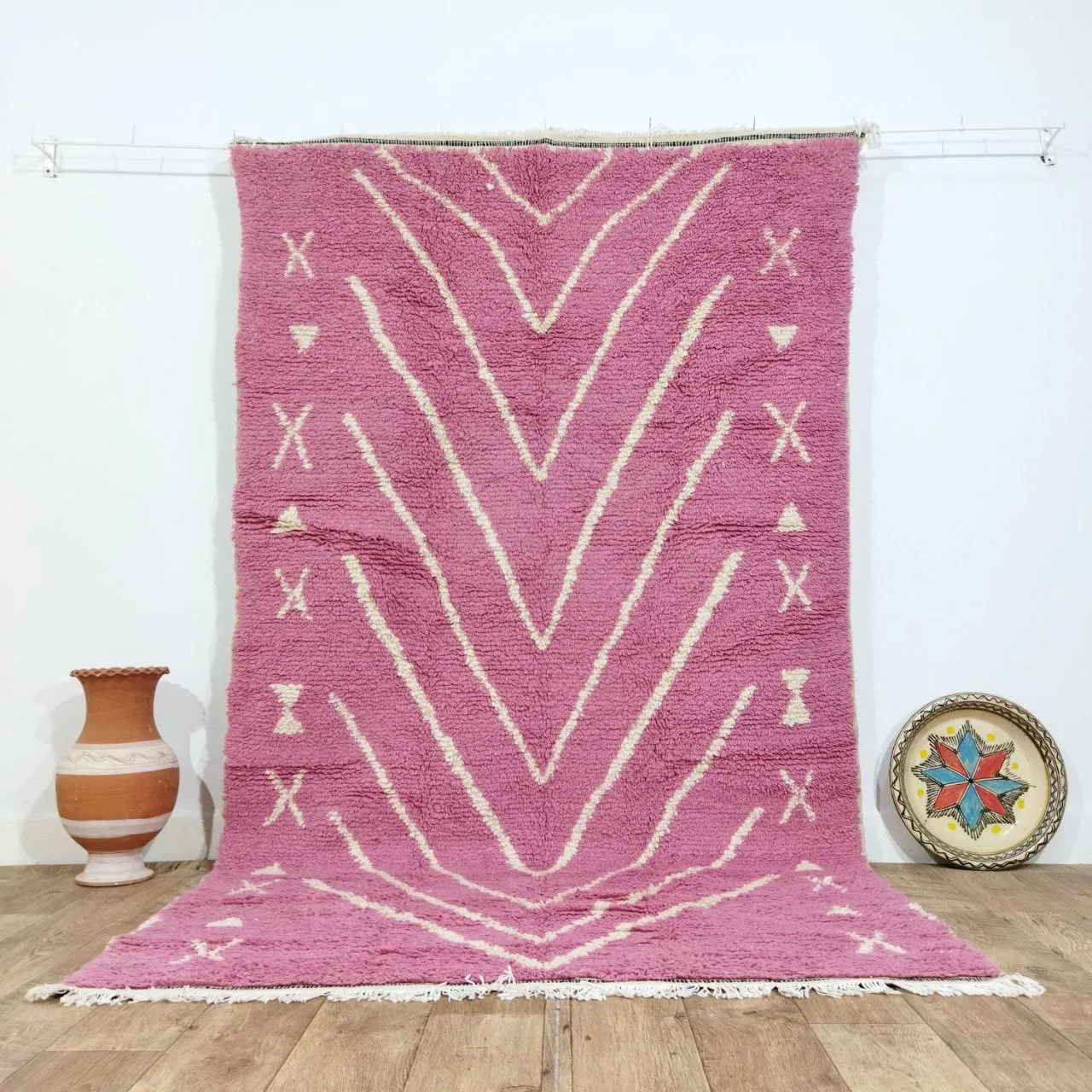 Authentic White And Pink Moroccan Rug - 5x8 Ft Wool Berber Pink Carpet