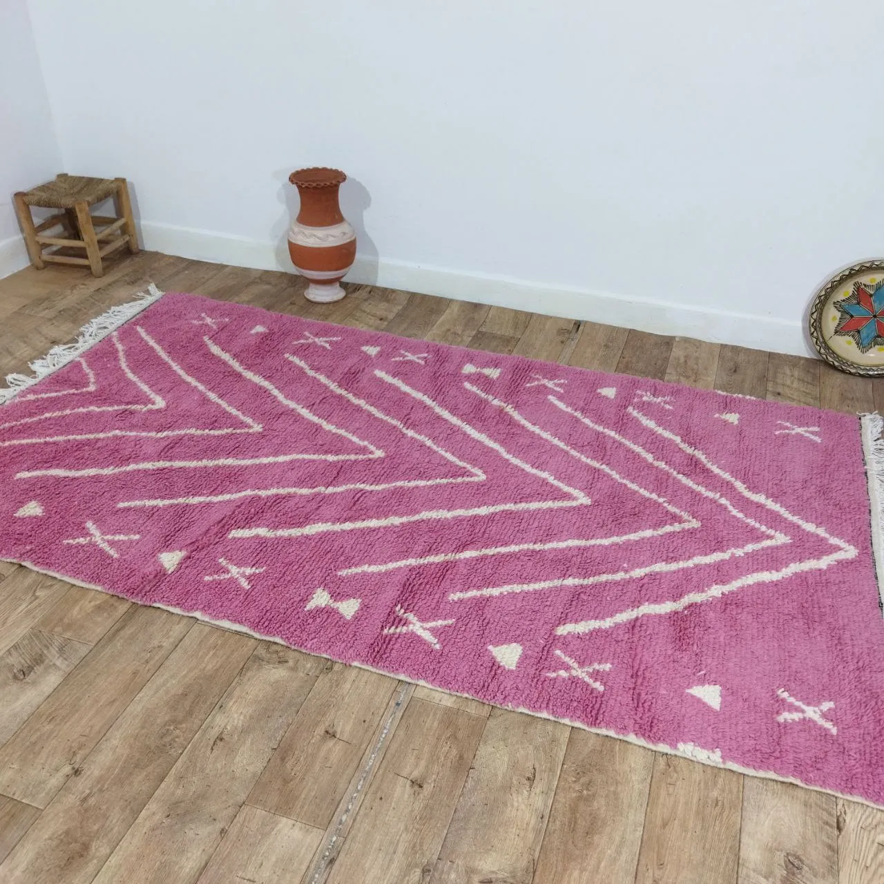 Authentic White And Pink Moroccan Rug - 5x8 Ft Wool Berber Pink Carpet