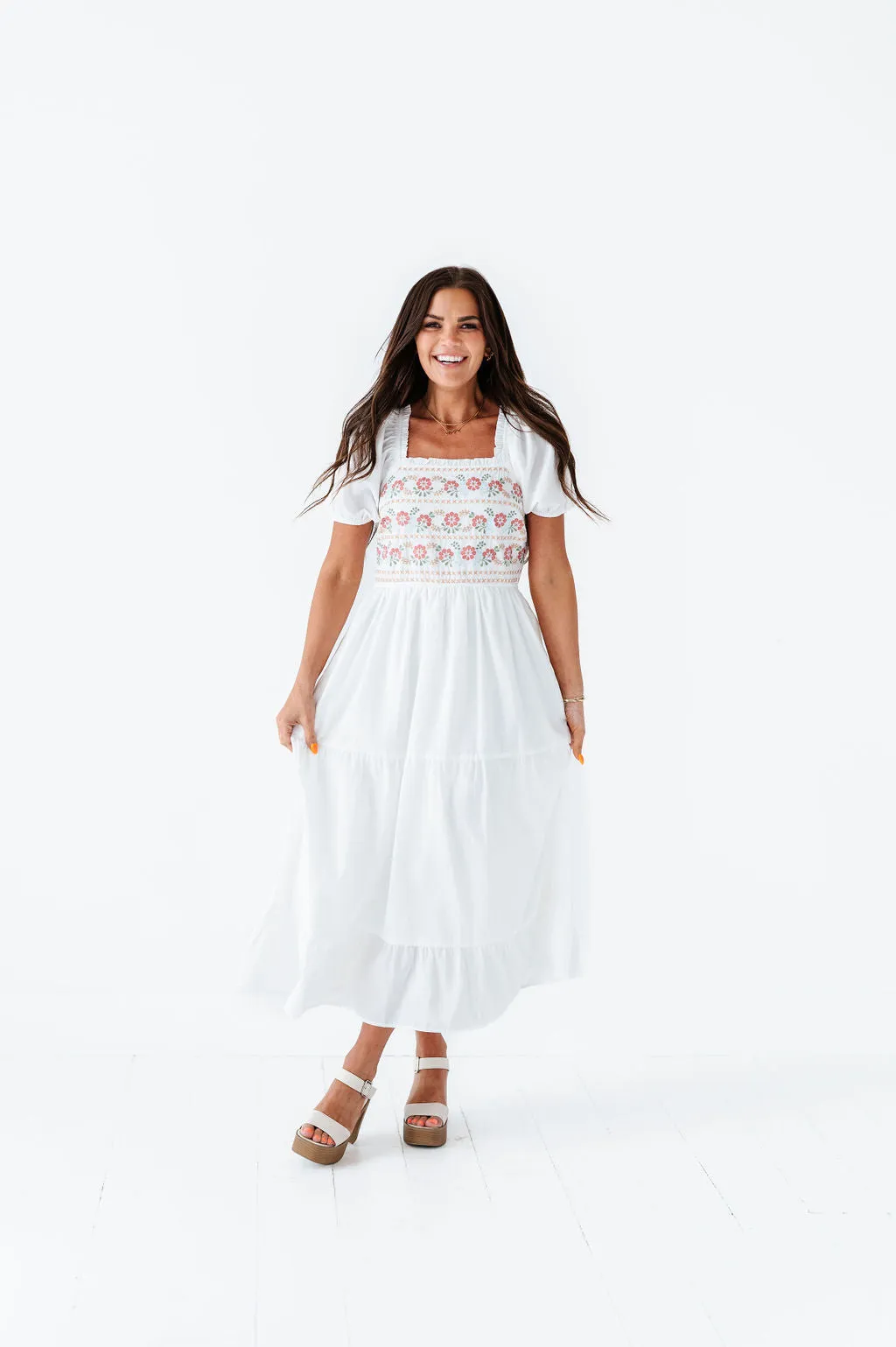 Brooklyn Floral Embroidered Dress In Ivory