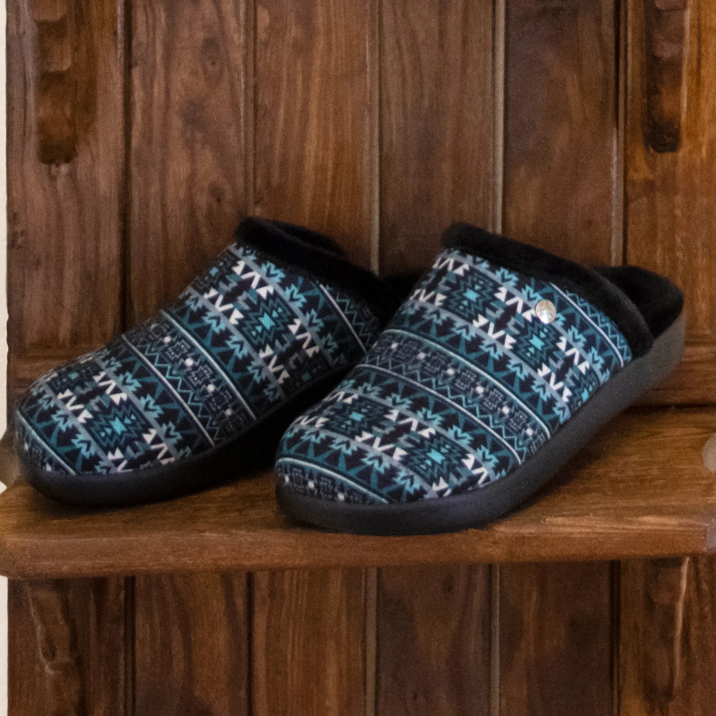 Comfee Santa Fe Teal Slipper