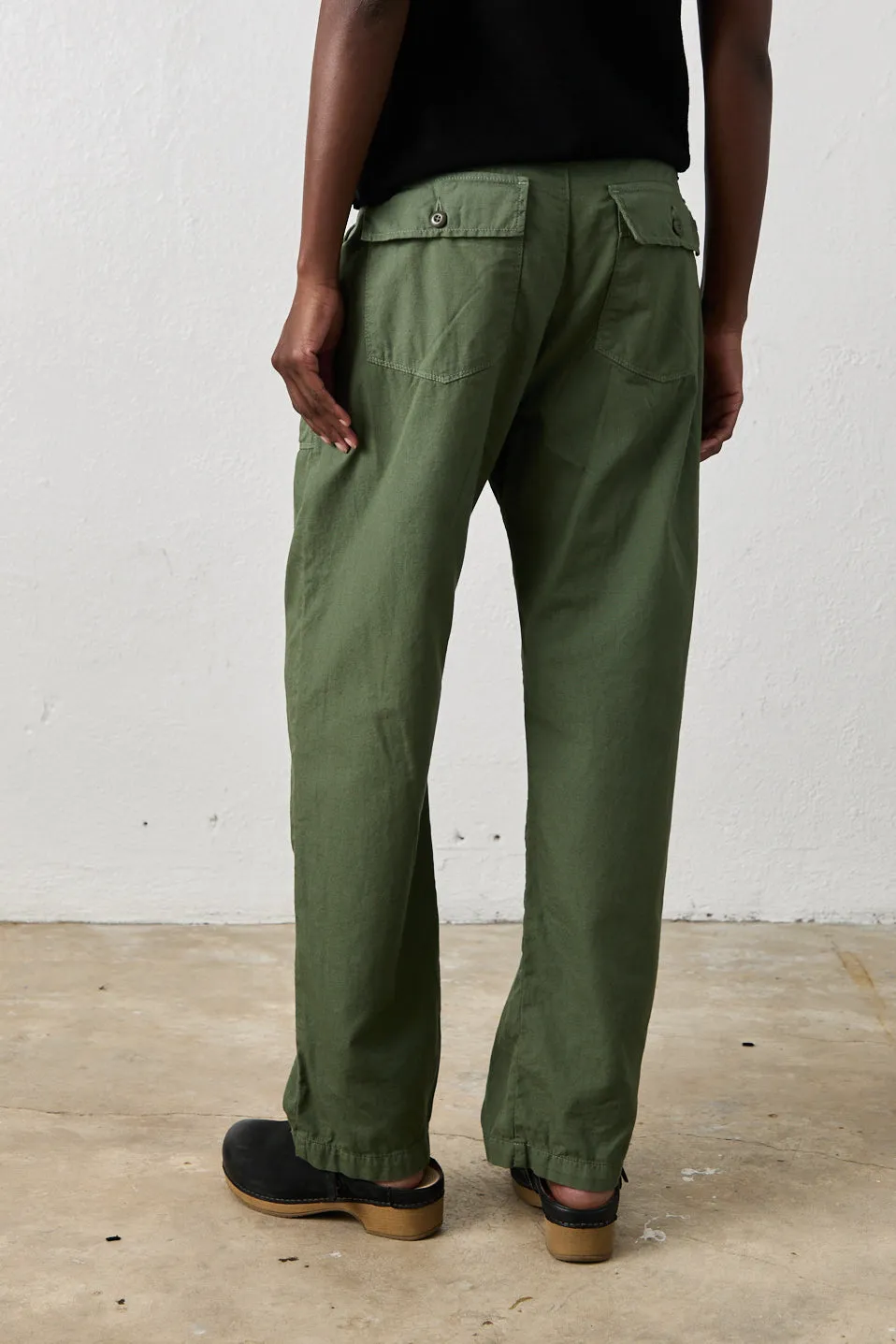 KENNEDY TROUSER / OLIVE