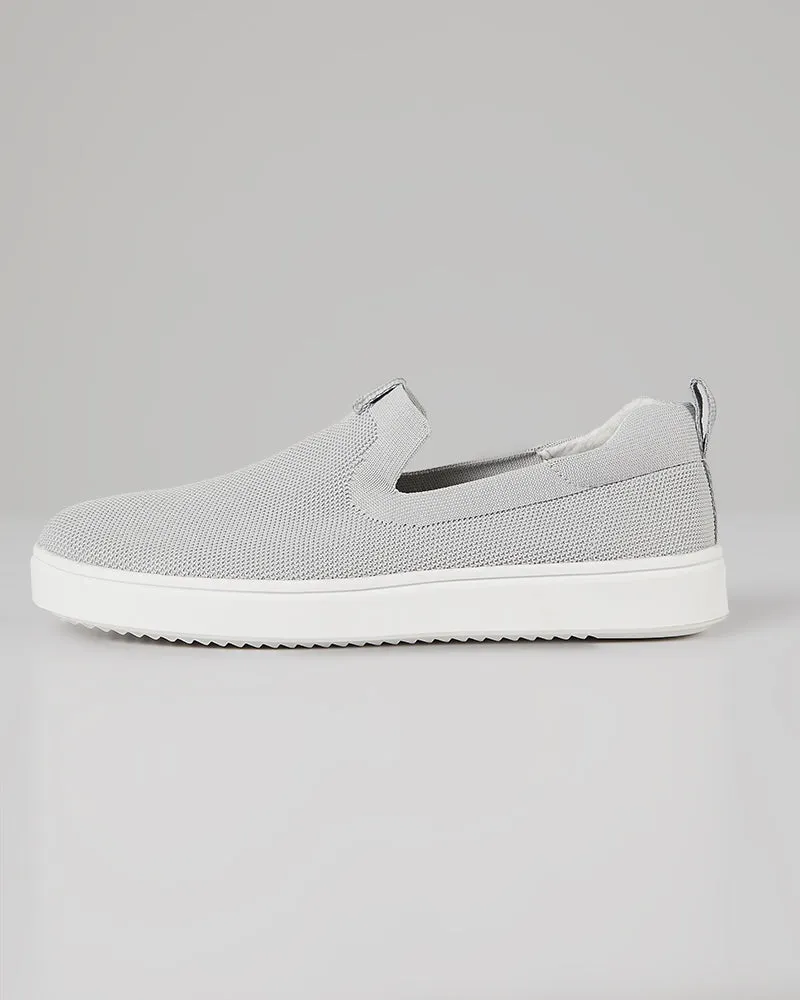 MEN'S FLEX KNIT SLIP-ON SNEAKERS