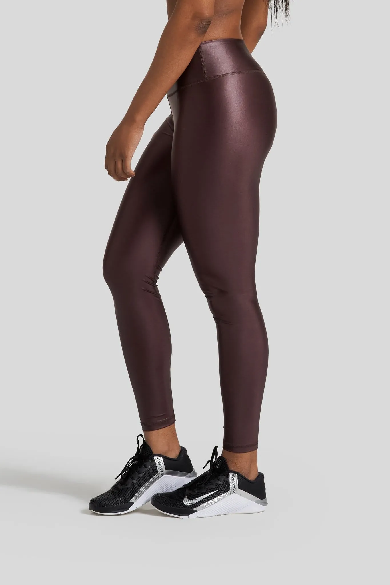 Radiance Legging in Raisin