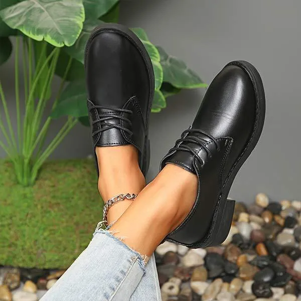 Women's Black Low Heel Chunky Lace-Up Flats 48135459C