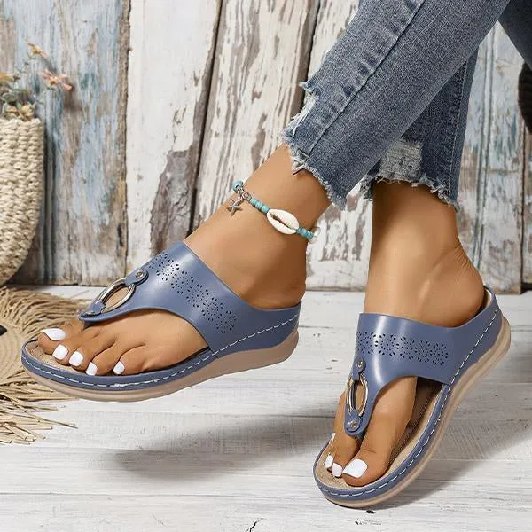 Women's Casual Hollow Metal Buckle Wedge Beach Flip-Flops 22451663S